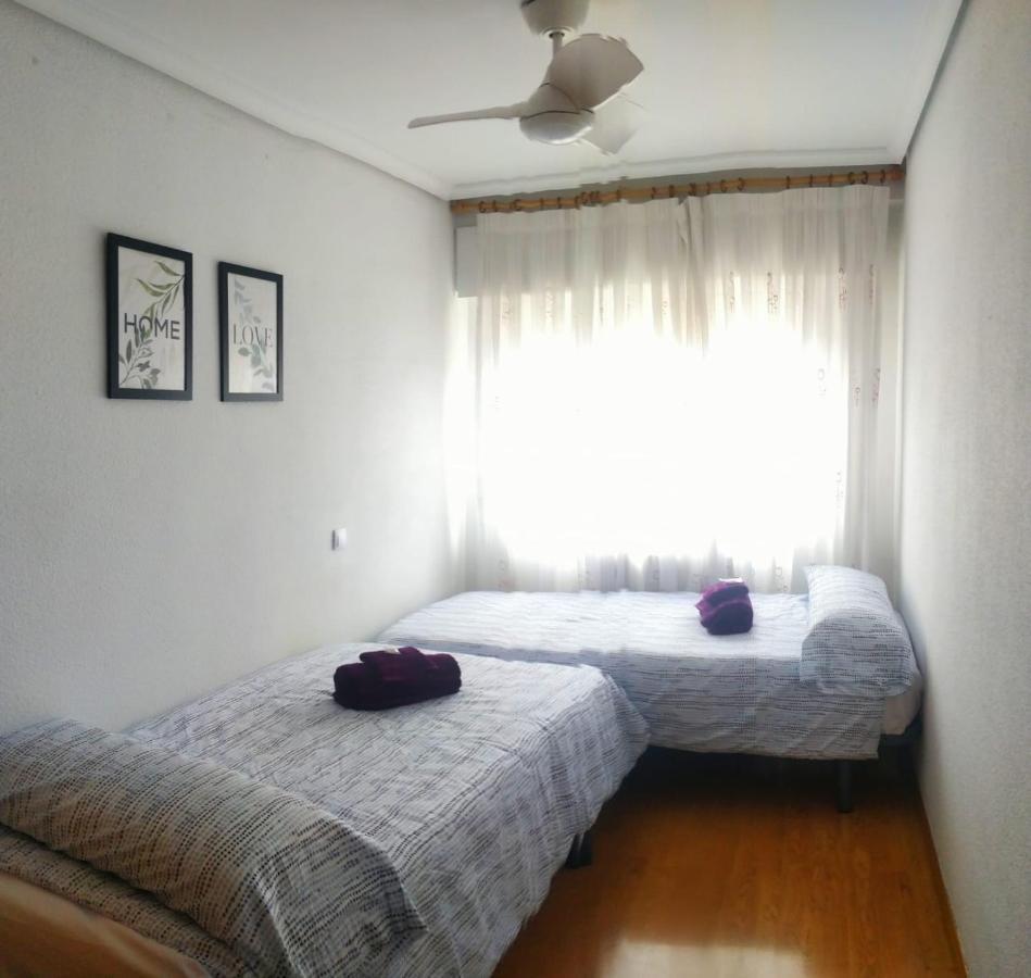 Apartamento Grande, 2 Dormitorios, Garaje Gratis Мадрид Экстерьер фото
